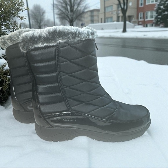 Weatherproof Esther Black Fur Lined Boots Sz 9 Brand New In Box - Picture 4 of 10